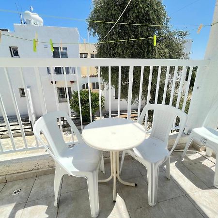 Dream Studio270M From The Beach Paphos Exterior foto