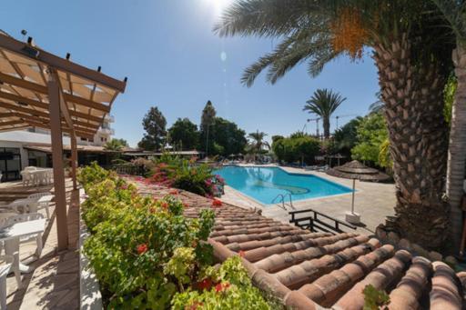 Dream Studio270M From The Beach Paphos Exterior foto