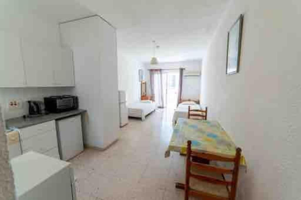 Dream Studio270M From The Beach Paphos Exterior foto
