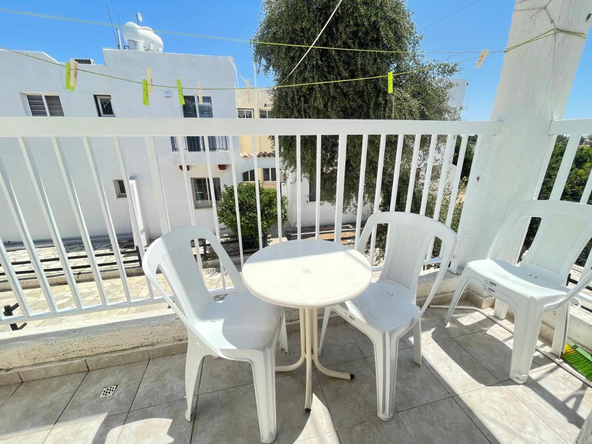 Dream Studio270M From The Beach Paphos Exterior foto